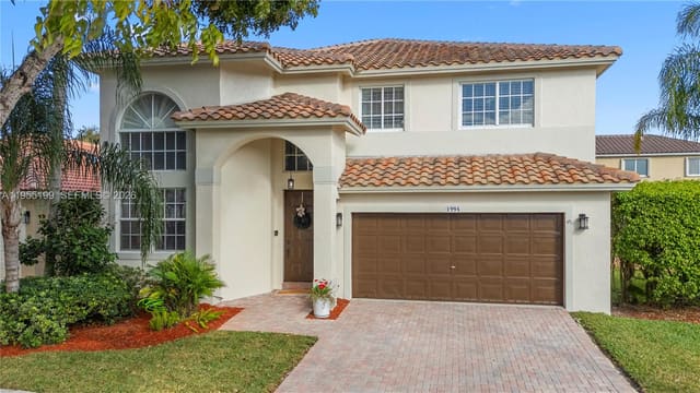 1994 NW 169th Avenue, Pembroke Pines, FL 33028