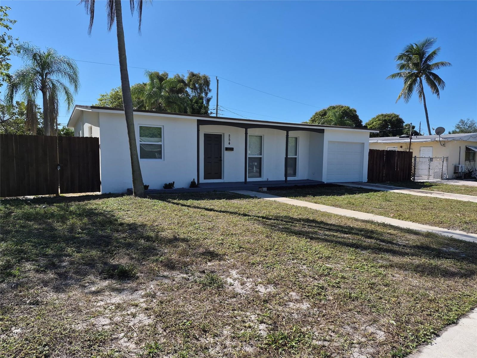 254 NE 42nd Court, Deerfield Beach, FL 33064 photo 1