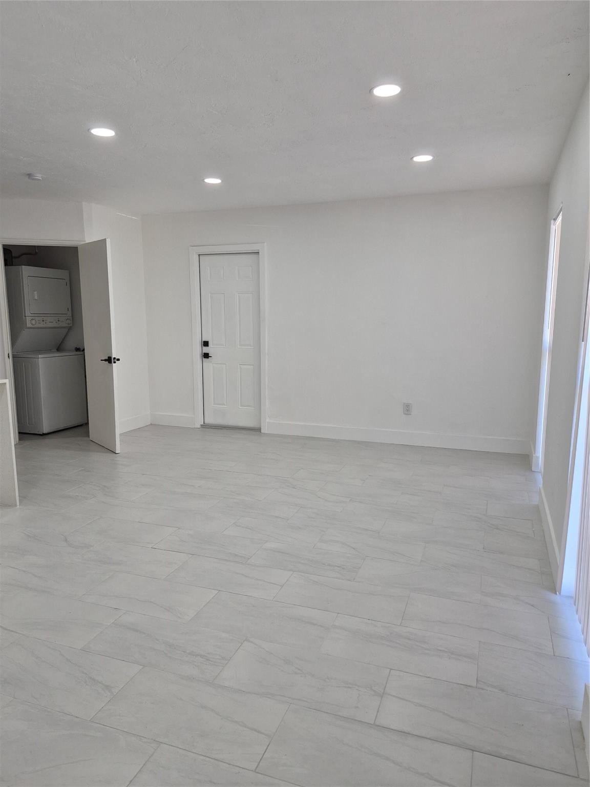 254 NE 42nd Court, Deerfield Beach, FL 33064 photo 3