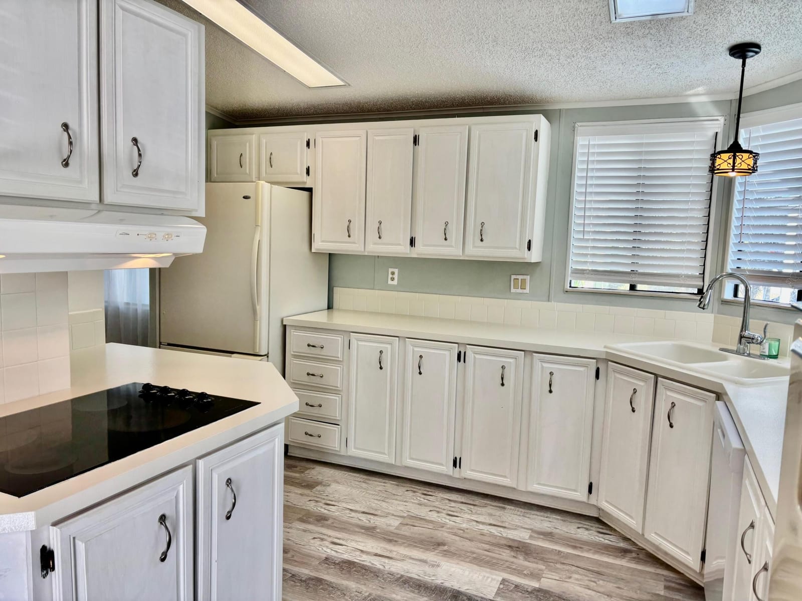 8203 Cinnamon Lane — photo 4