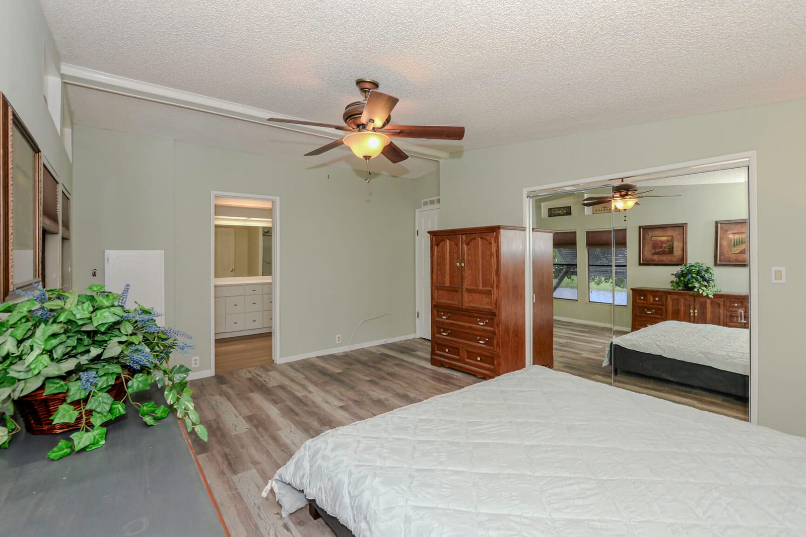 8203 Cinnamon Lane — photo 9
