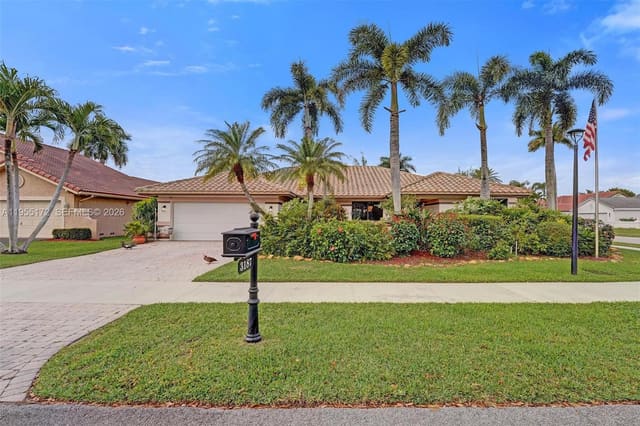 3187 Beechberry Circle, Davie, FL 33328