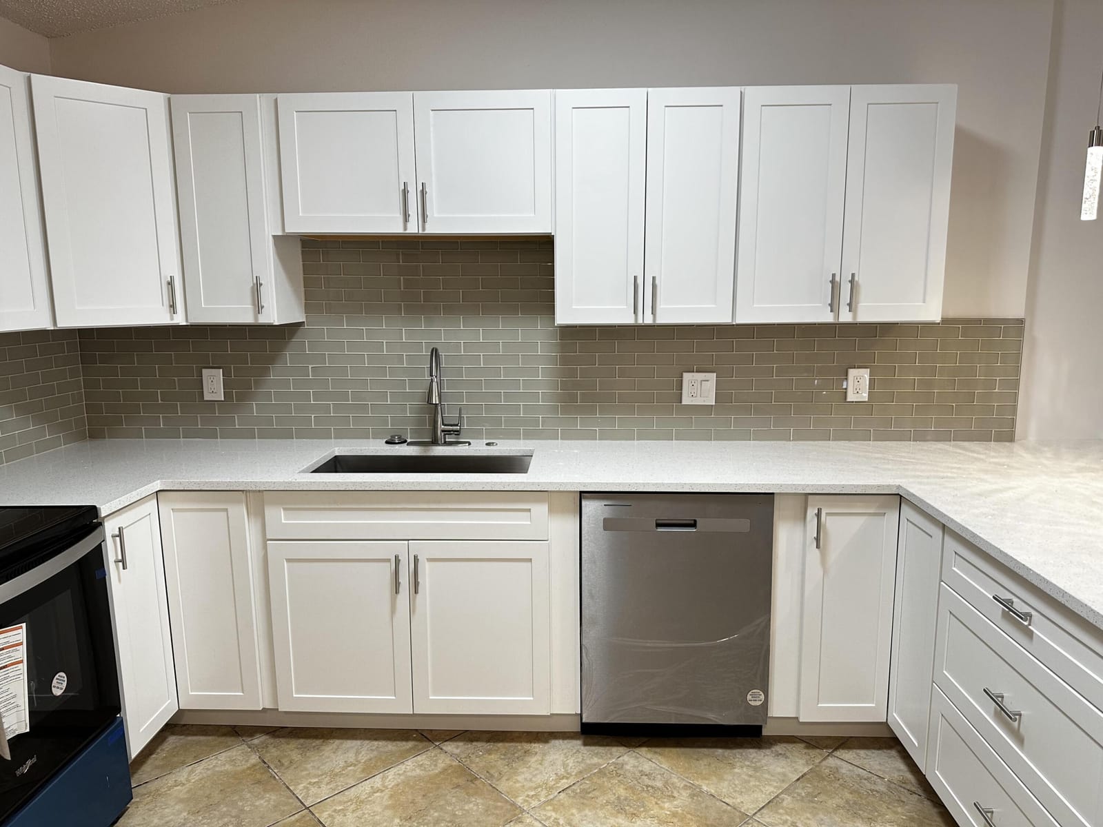 4326 Woodstock Drive C — photo 11