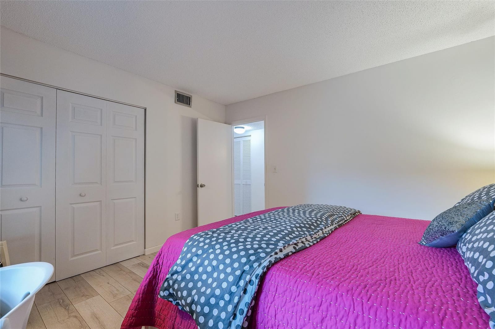 3920 Inverrary Boulevard 404-C, Lauderhill, FL 33319 photo 24