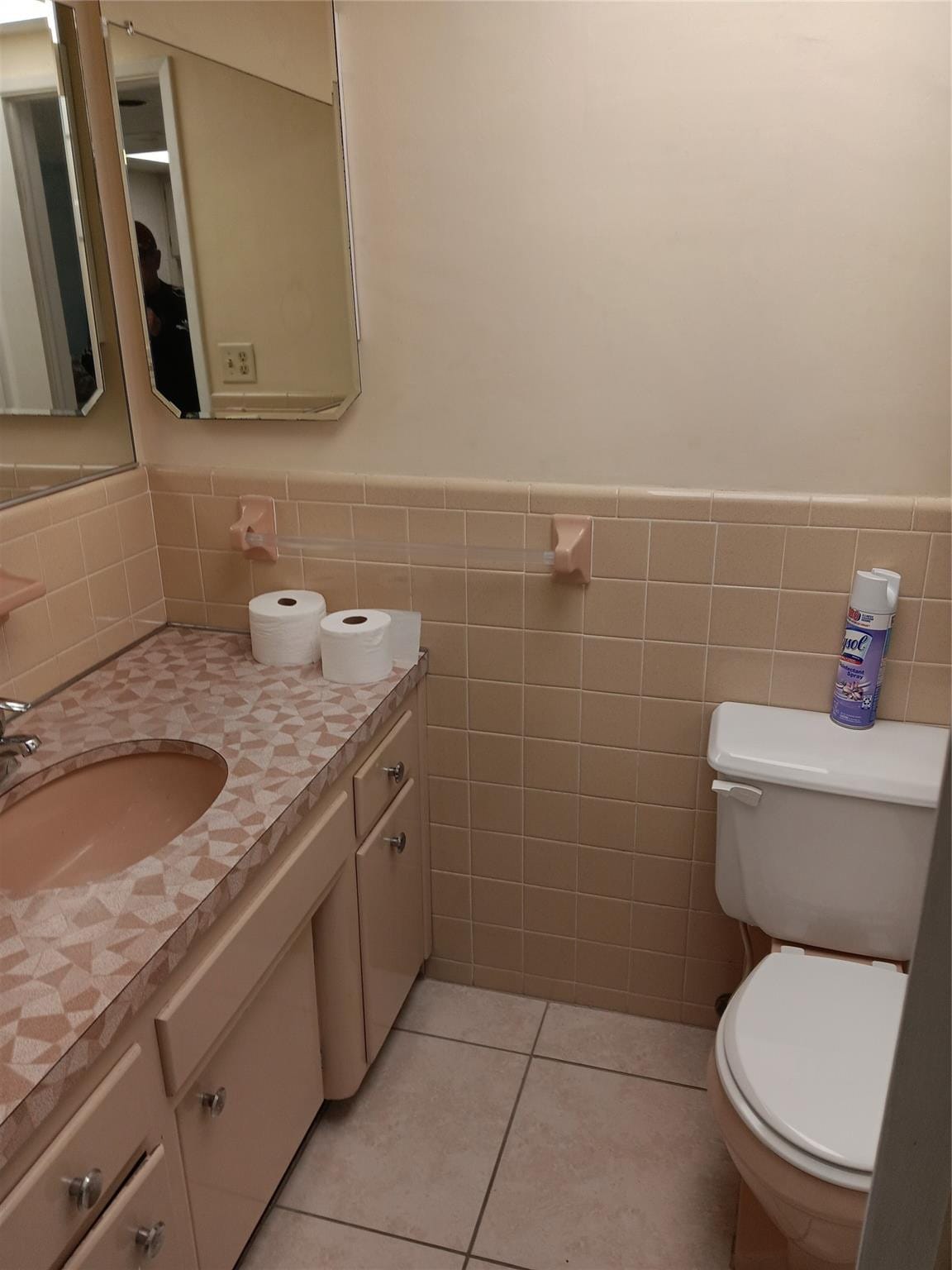 1110 N Riverside Drive 26 — photo 6