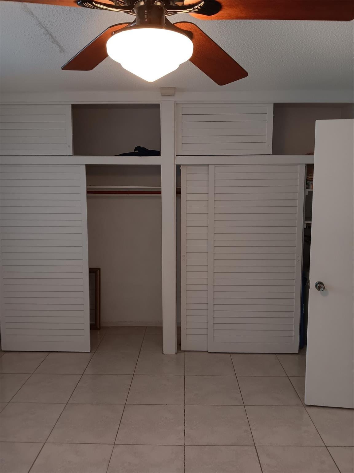 1110 N Riverside Drive 26 — photo 10