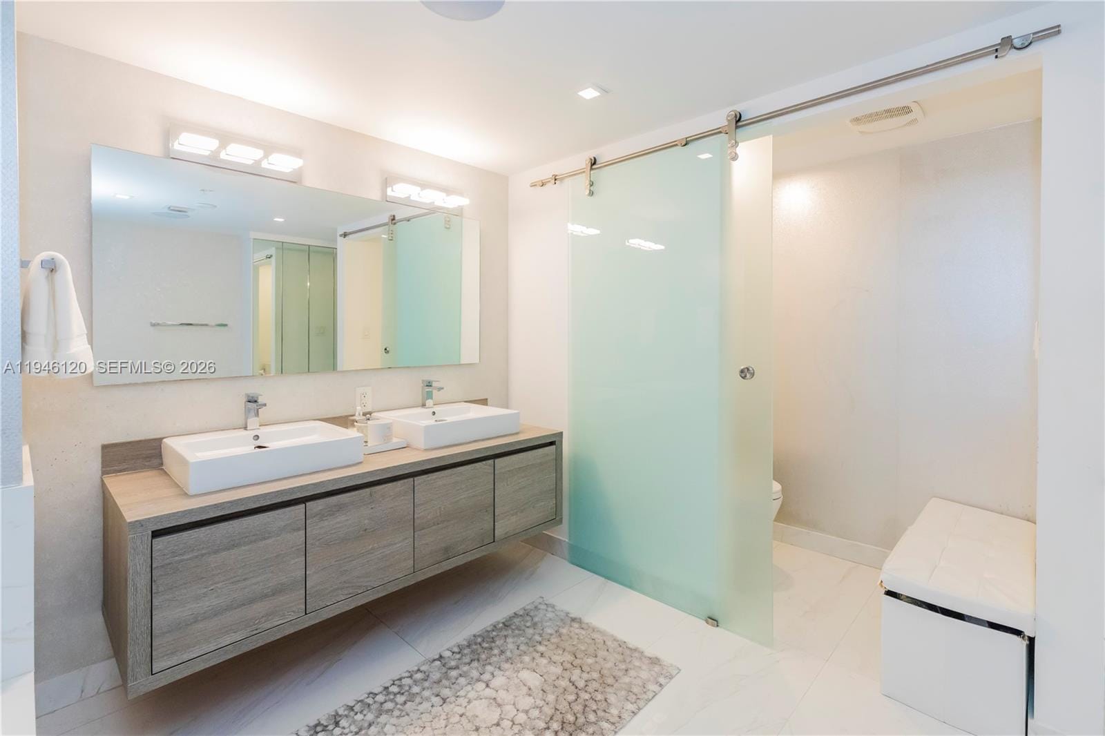 400 Sunny Isles Boulevard 1504, Sunny Isles Beach, FL 33160 photo 26