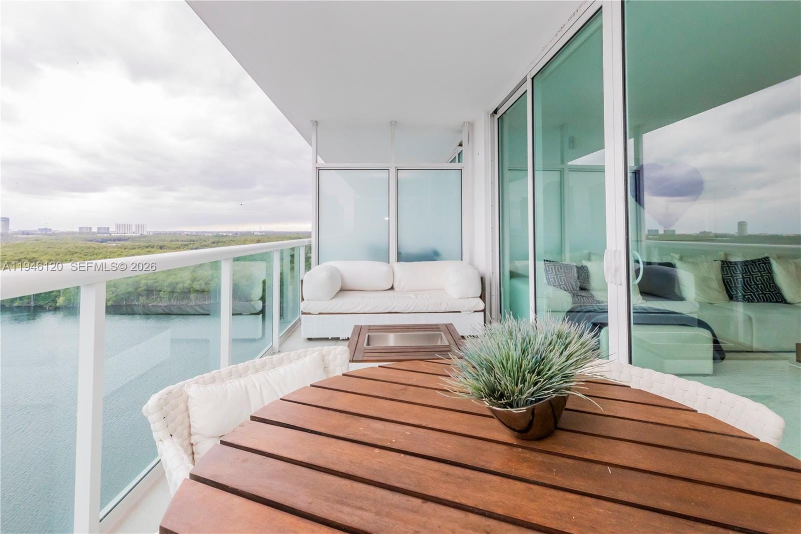 400 Sunny Isles Boulevard 1504 — photo 9