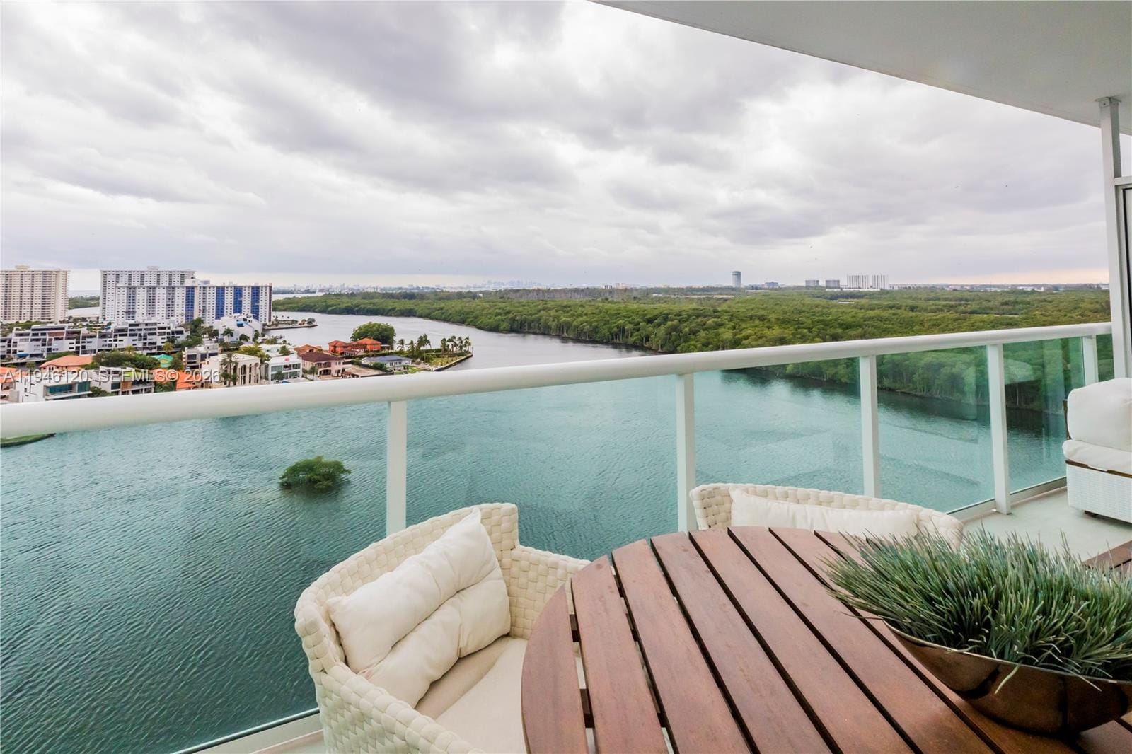 400 Sunny Isles Boulevard 1504 — photo 10