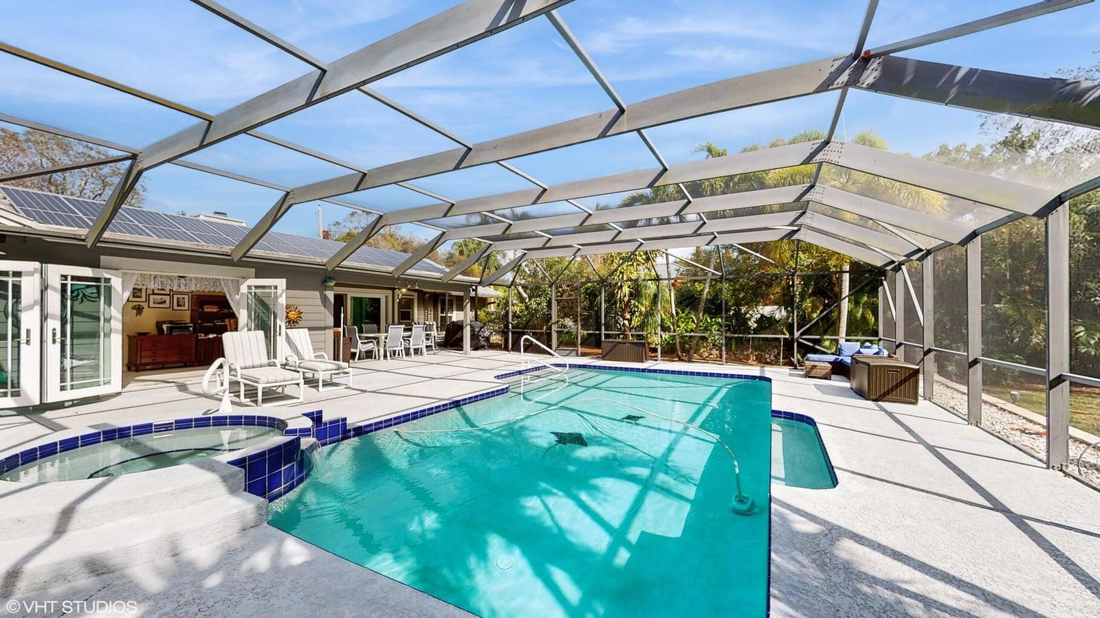 9278 SE Sharon Street SE, Hobe Sound, FL 33455