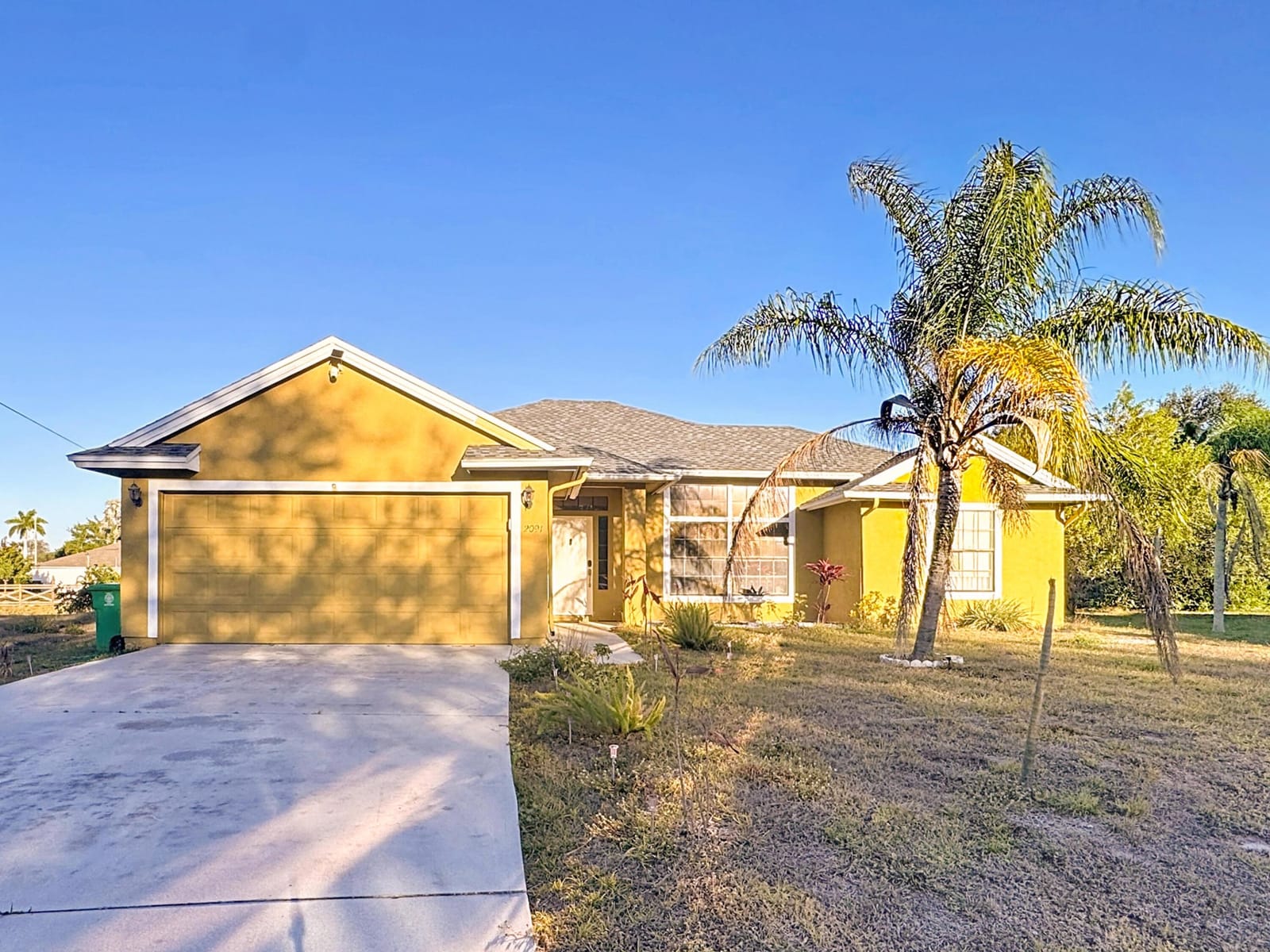 2091 SW Castinet Lane — photo 5