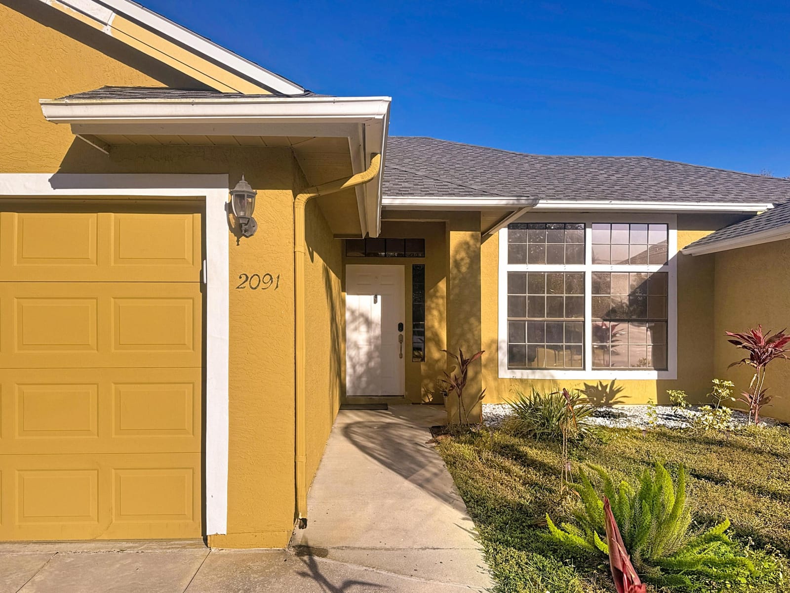 2091 SW Castinet Lane — photo 6