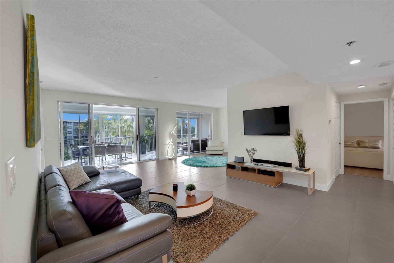 4108 W Palm Aire Drive 083b — photo 4
