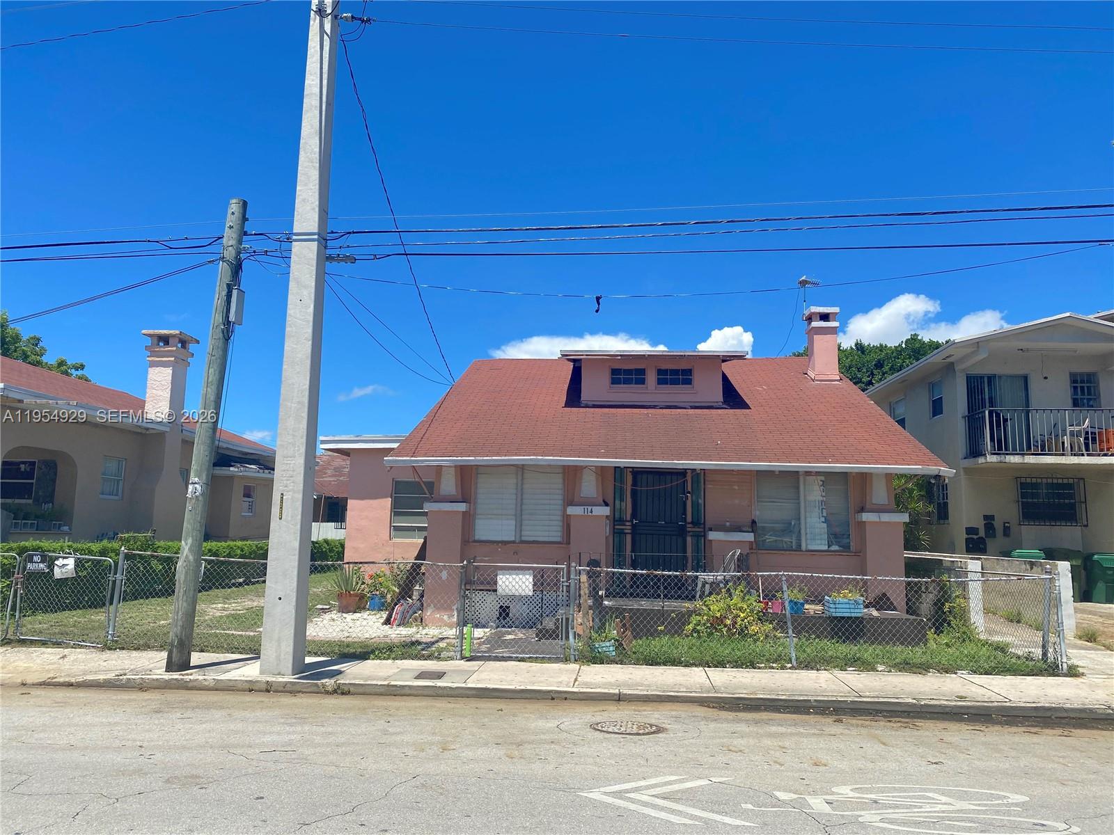 114 NW 10th Avenue, Miami, FL 33128, Miami