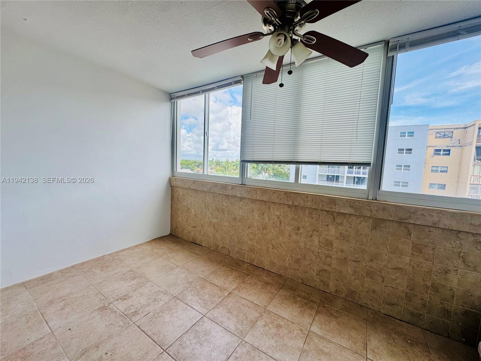 420 NE 12th Avenue 502, Hallandale Beach, FL 33009 photo 17