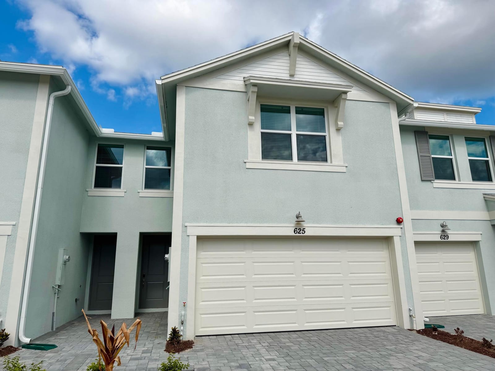 625 Salisbury Circle Circle, Fort Pierce, FL 34982 photo 2