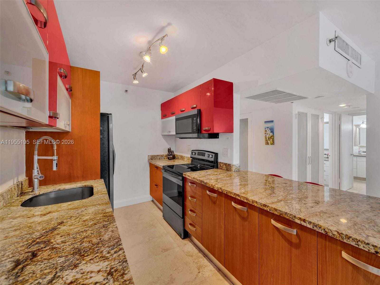 100 Lincoln Road 308, Miami Beach, FL 33139 photo 6