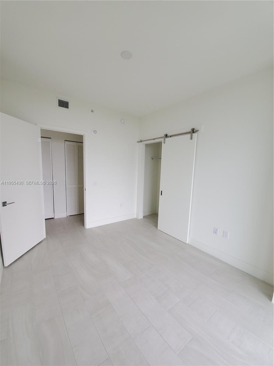 2000 Metropica Way 1401 — photo 12