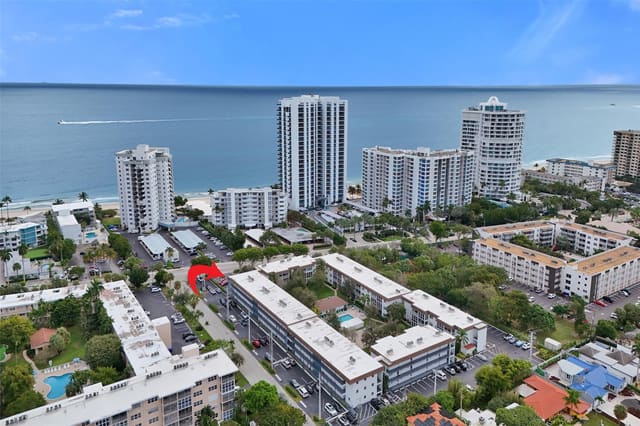 1501 S Ocean Boulevard 301, sold in Gardens By The Sea, Lauderdale By The Sea, FL