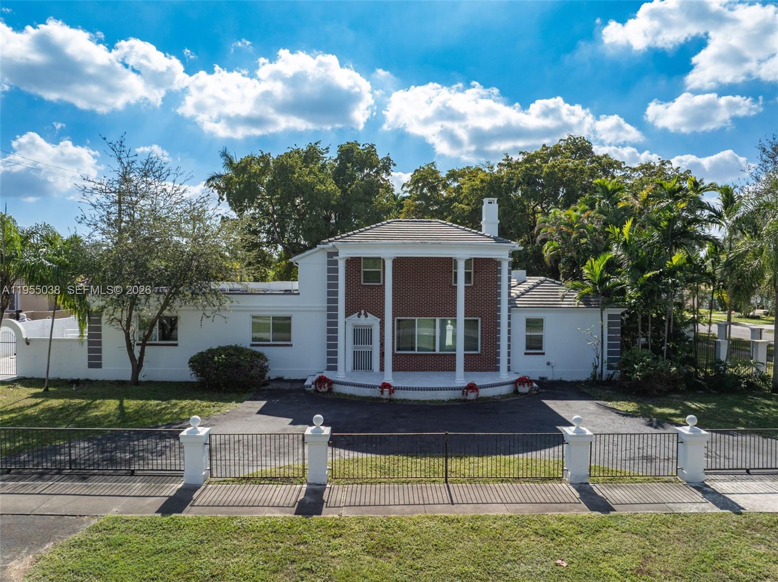520 Morningside Drive, Miami Springs, FL 33166, Miami Springs