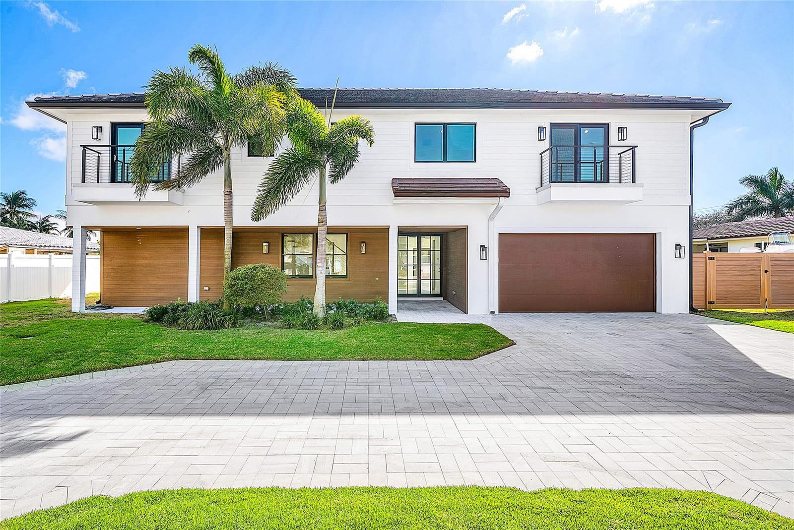 8 Leeward Circle — photo 2