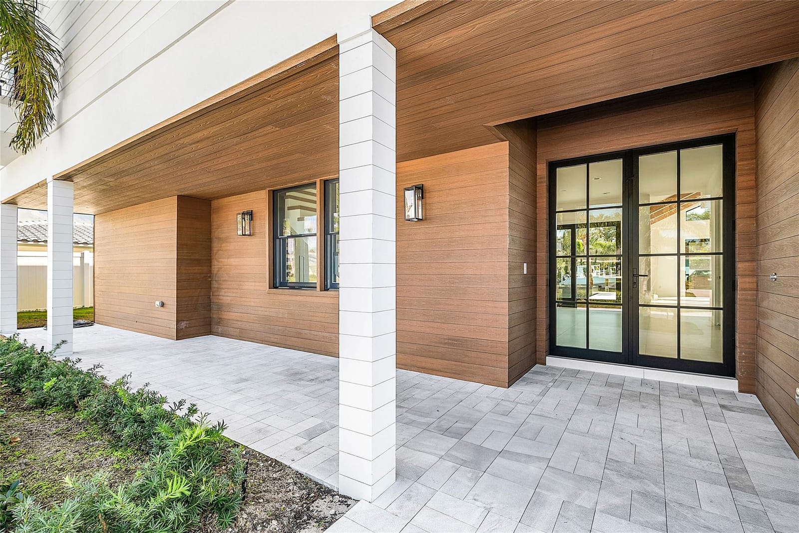 8 Leeward Circle — photo 3