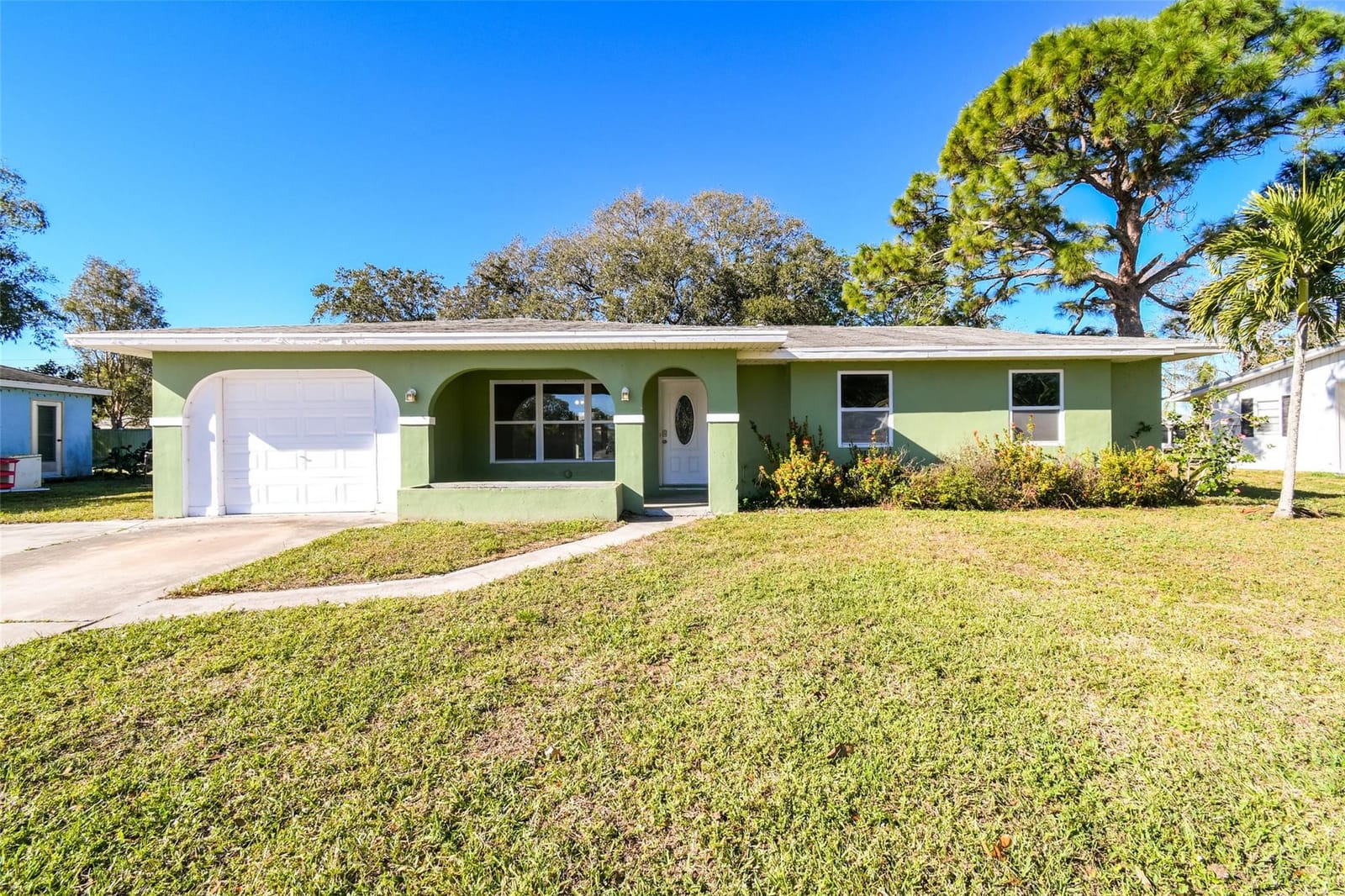 332 NE Cullman Court, Port St. Lucie, FL 34983