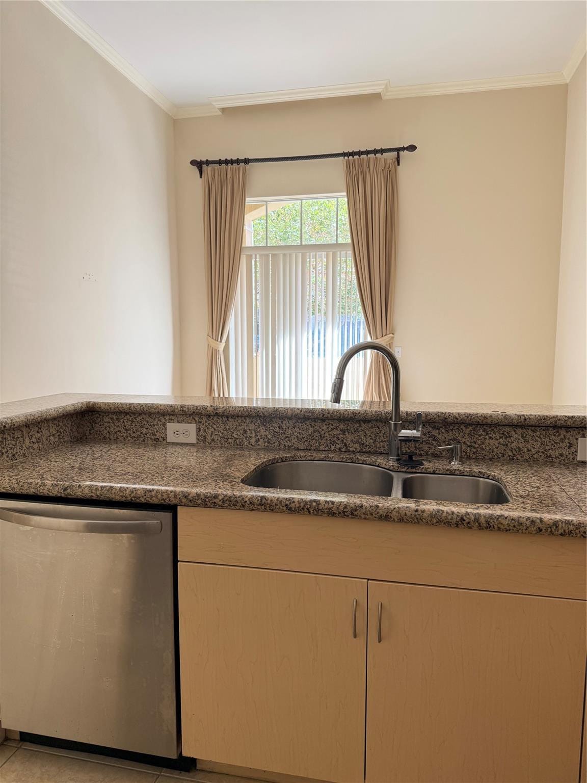 16102 Emerald Estates Drive 103 — photo 2