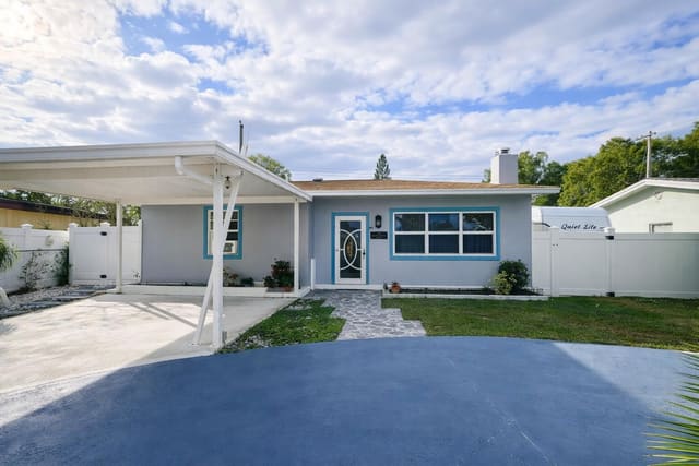 5823 Churchill Circle W, sold in Park Ridge, West Palm Beach, FL