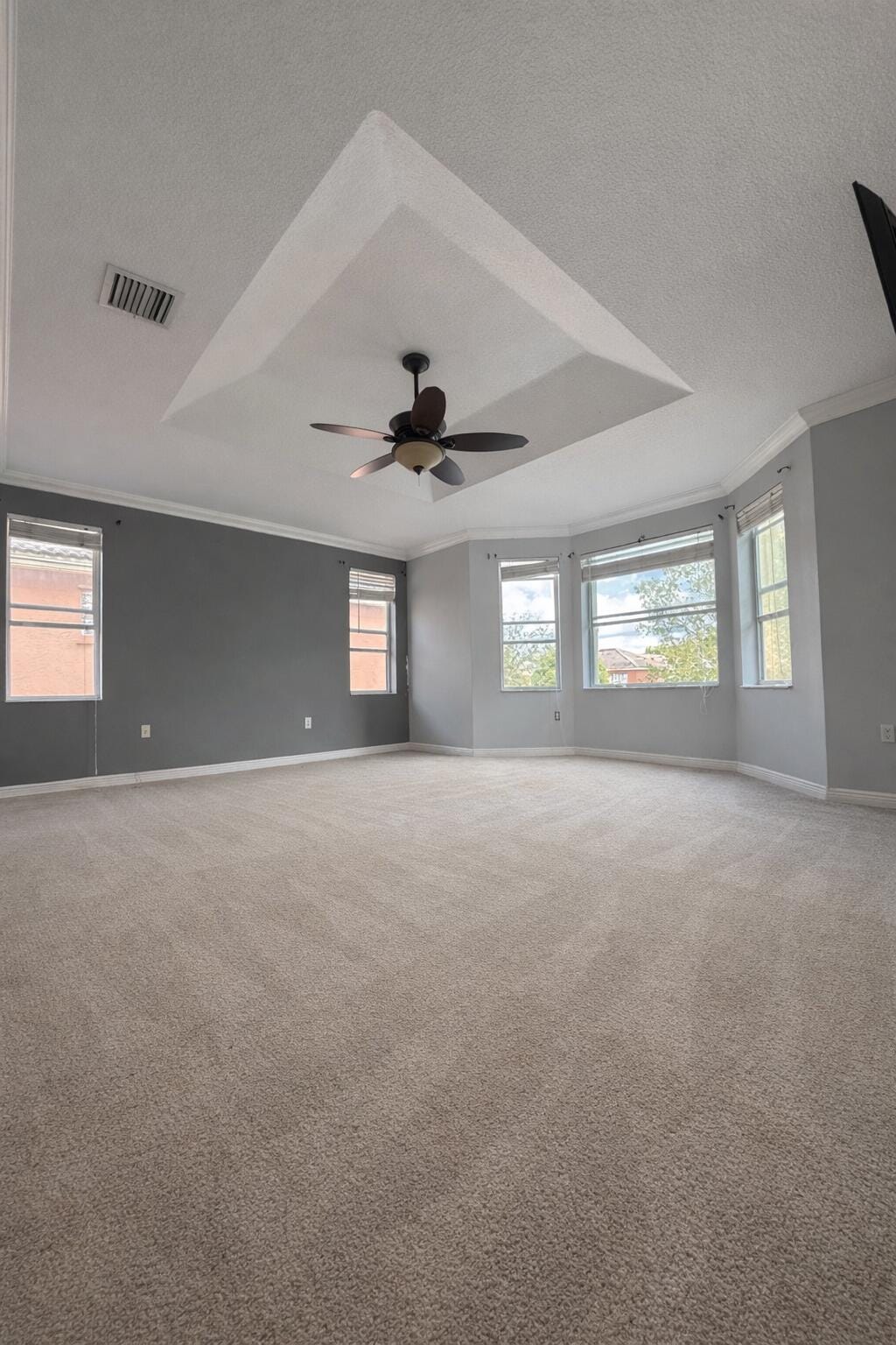 1304 Isleworth Court — photo 12