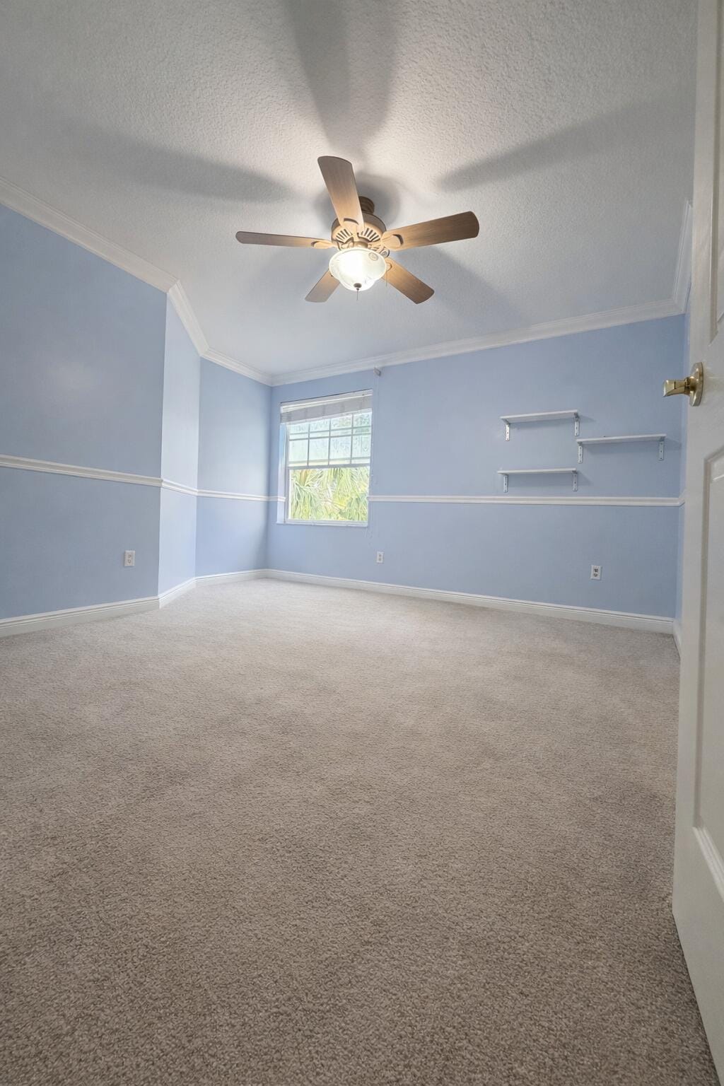 1304 Isleworth Court — photo 10