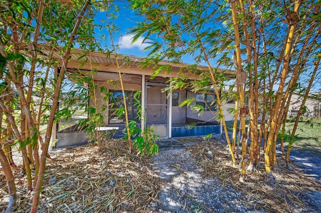 2097 SE Mantua Street, Port St. Lucie, FL 34952 photo 18