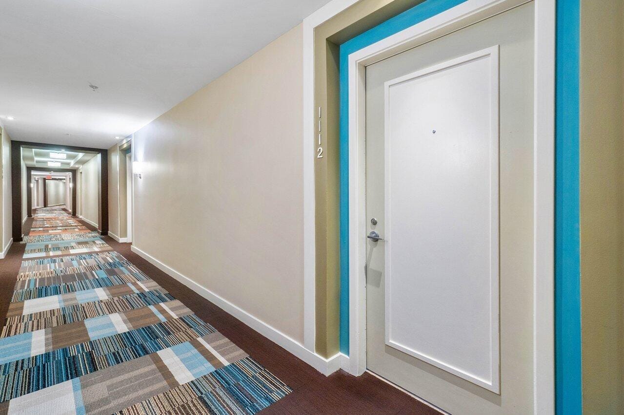 550 Okeechobee Boulevard 1112 — photo 2