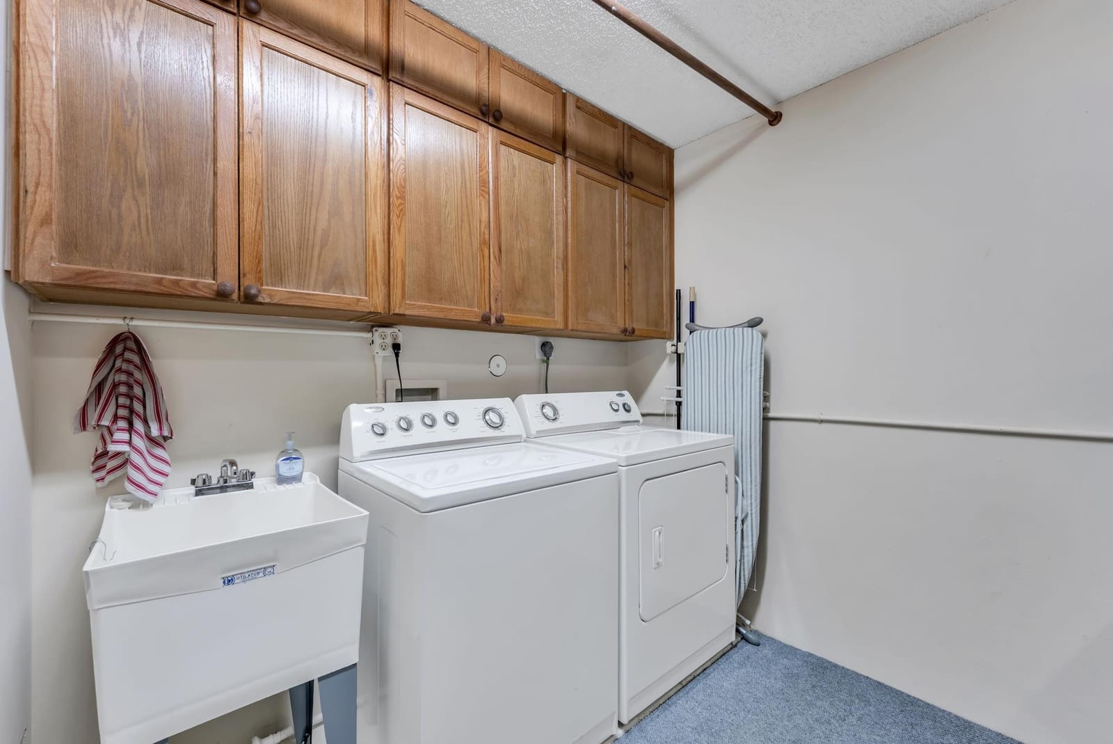 3317 Water Oak Drive 1301, Hollywood, FL 33021 photo 22