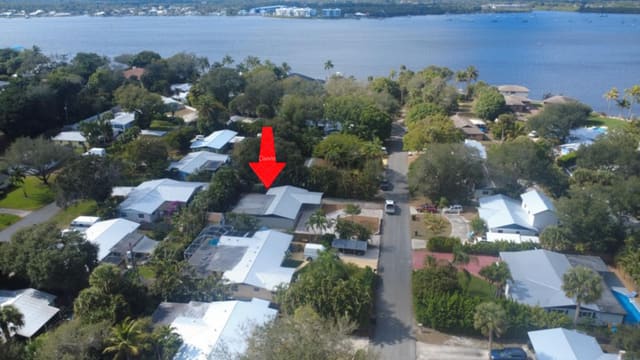 507 SW North River Point Drive, River Point, Stuart, FL