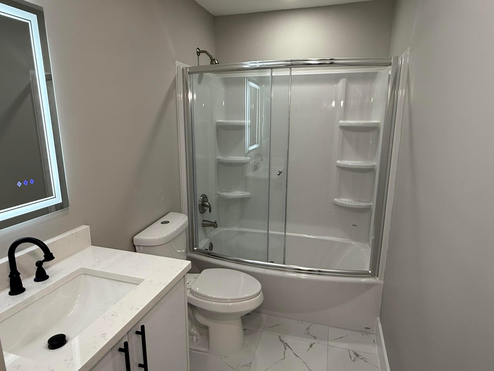 507 SW North River Point Drive — photo 12