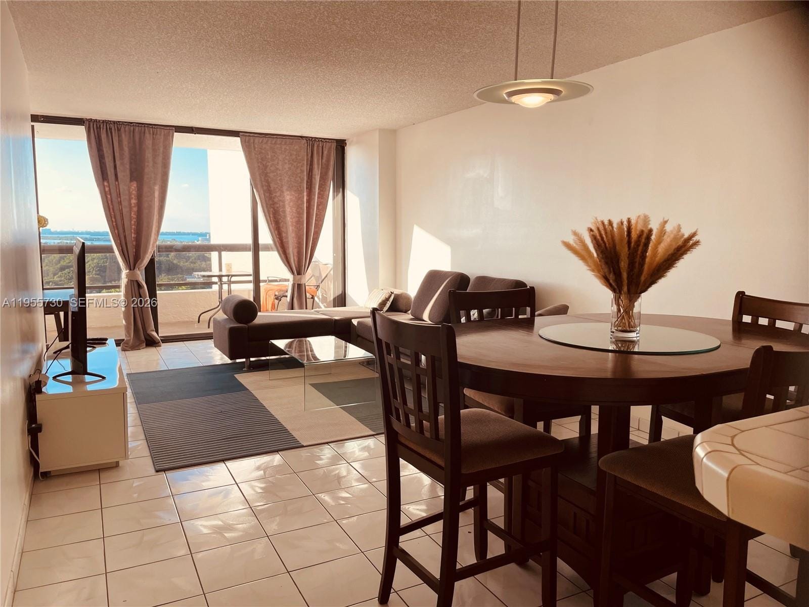 2555 Collins Avenue 1804 — photo 2