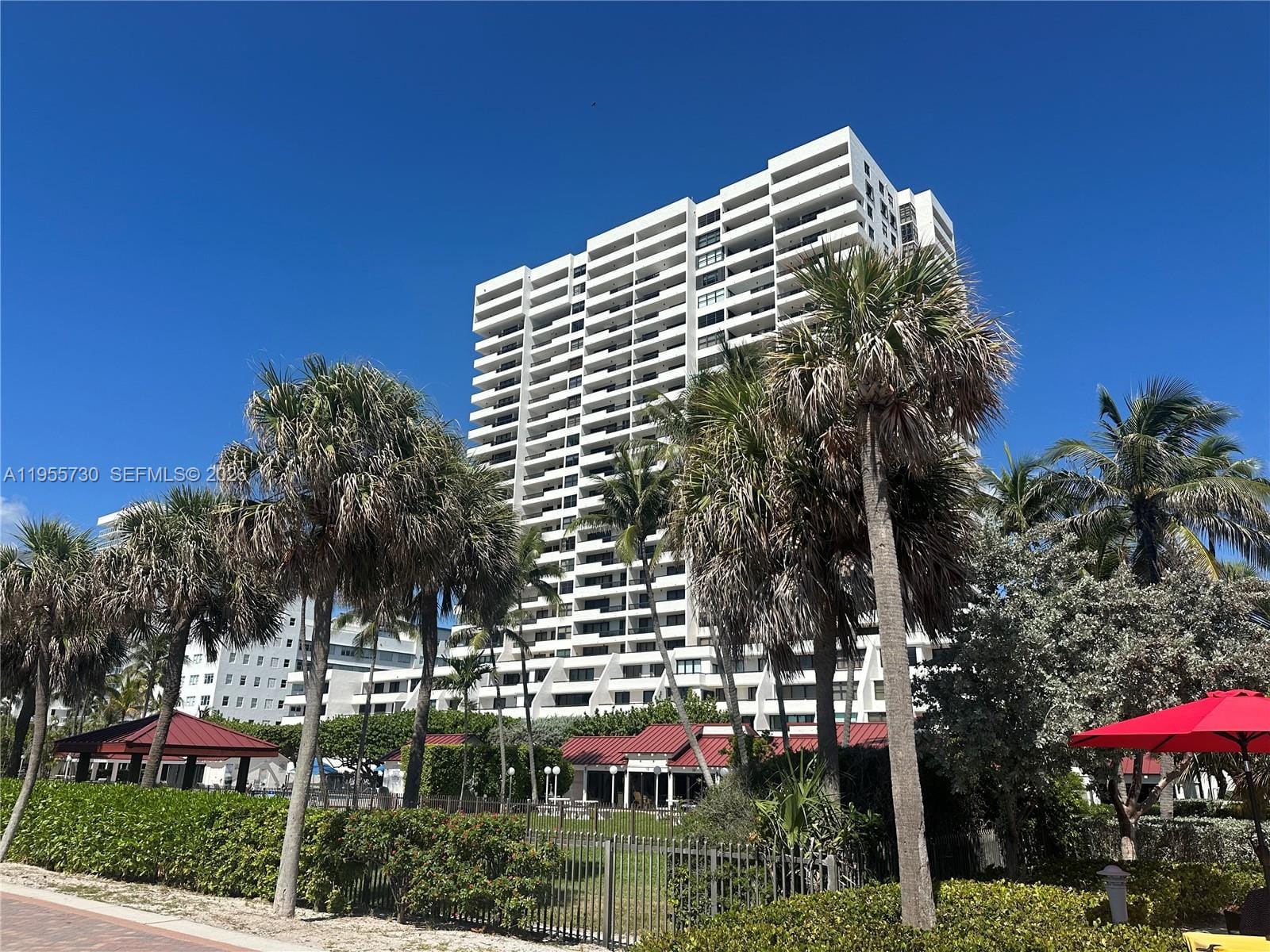 2555 Collins Avenue 1804, Miami Beach, FL 33140 photo 23