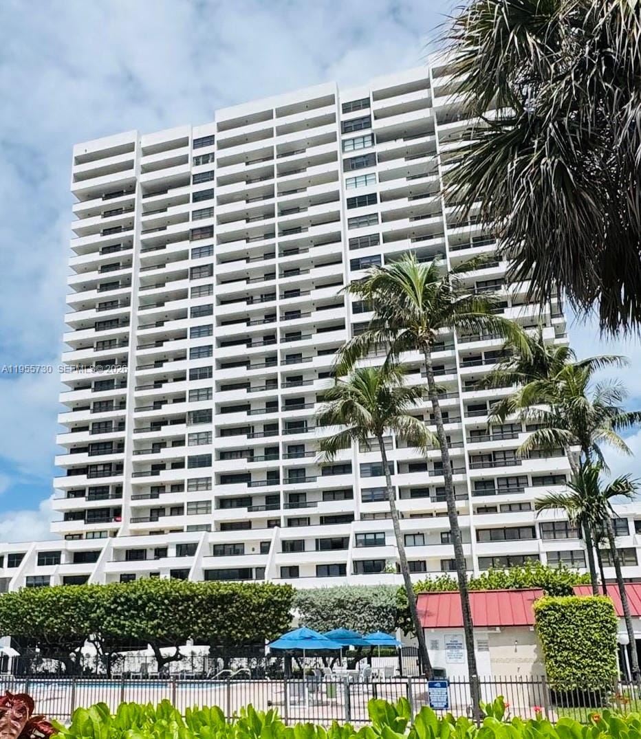 2555 Collins Avenue 1804, Miami Beach, FL 33140 photo 24