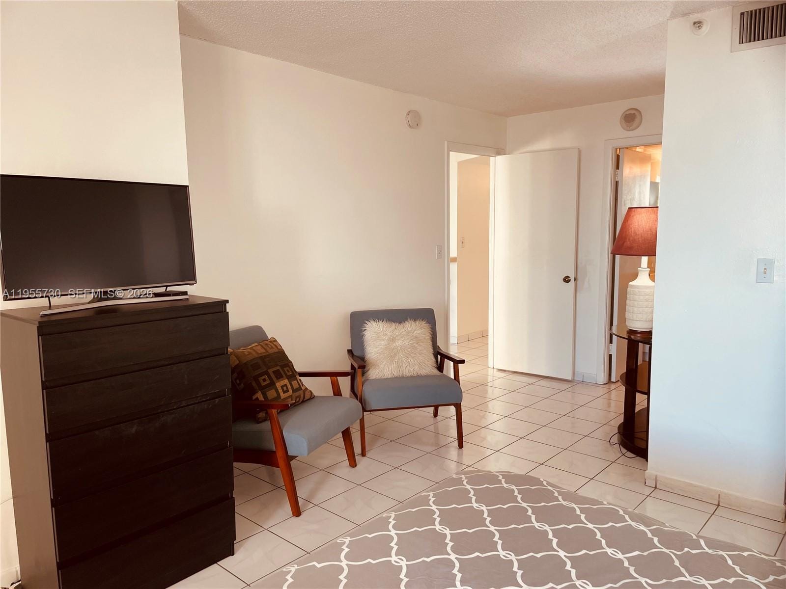2555 Collins Avenue 1804 — photo 9