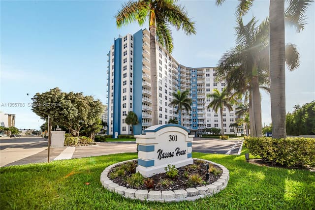 301 N Ocean Boulevard 404, Pompano Beach, FL 33062