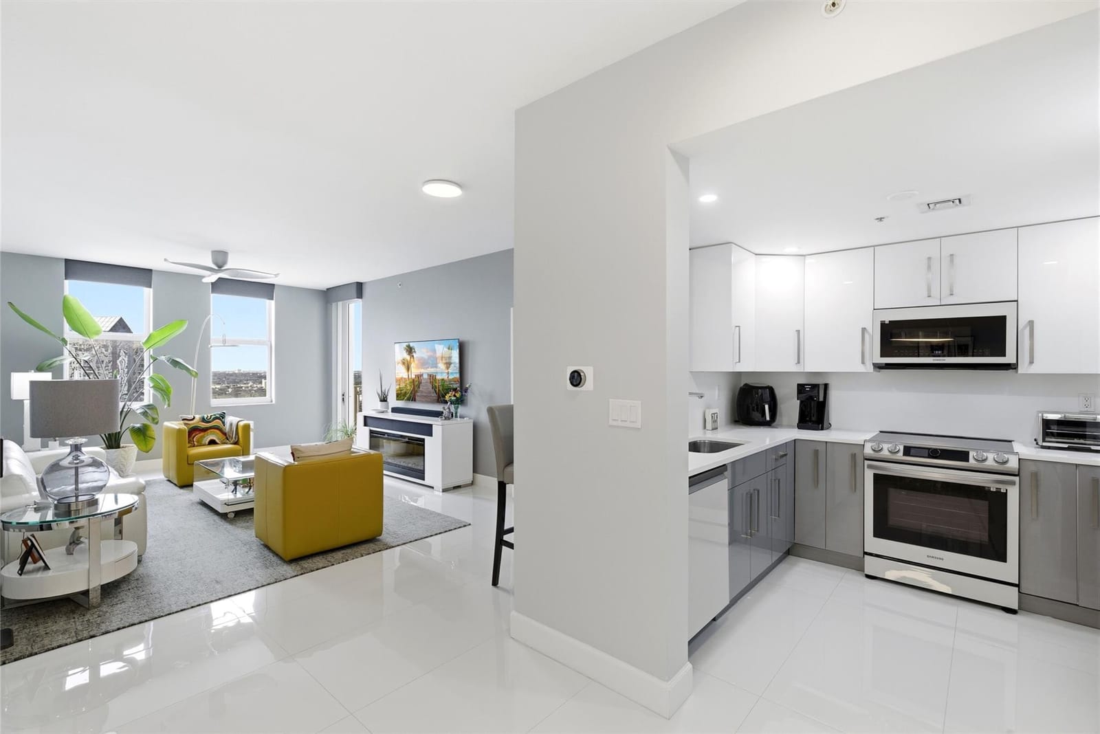511 SE 5th Avenue 1811, Fort Lauderdale, FL 33301