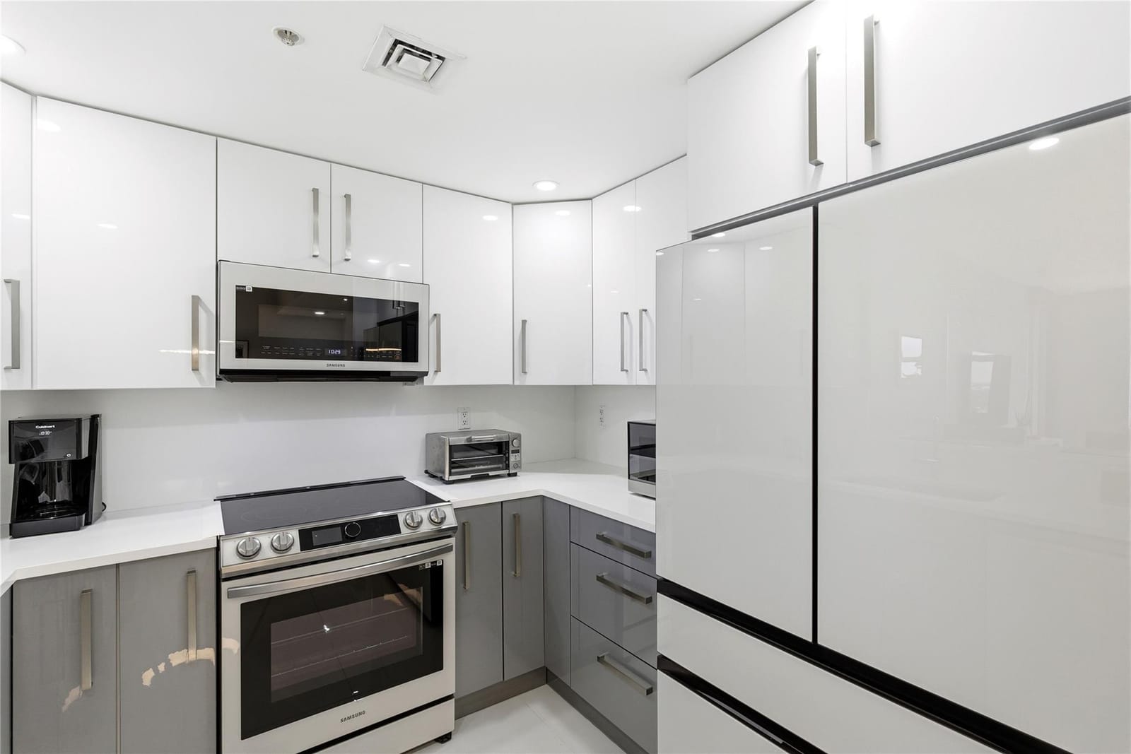 511 SE 5th Avenue 1811, Fort Lauderdale, FL 33301 photo 3