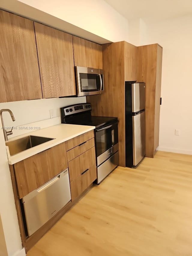 557 Michigan Avenue 211 W/PARKING, 551 557 Michigan, Miami Beach, FL