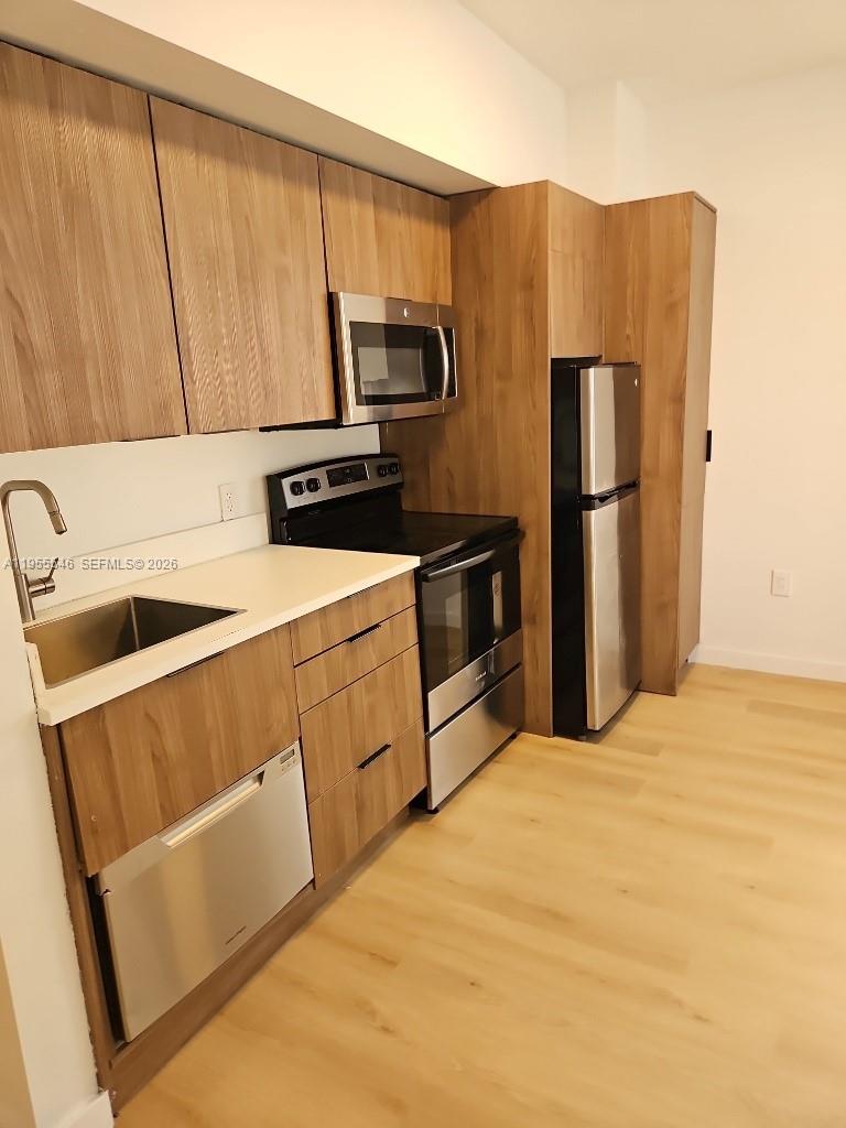 557 Michigan Avenue 211 W/PARKING, Miami Beach, FL 33139, Miami Beach