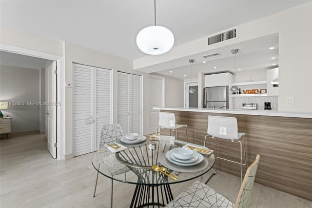 1665 Bay Road 518, Miami Beach, FL 33139