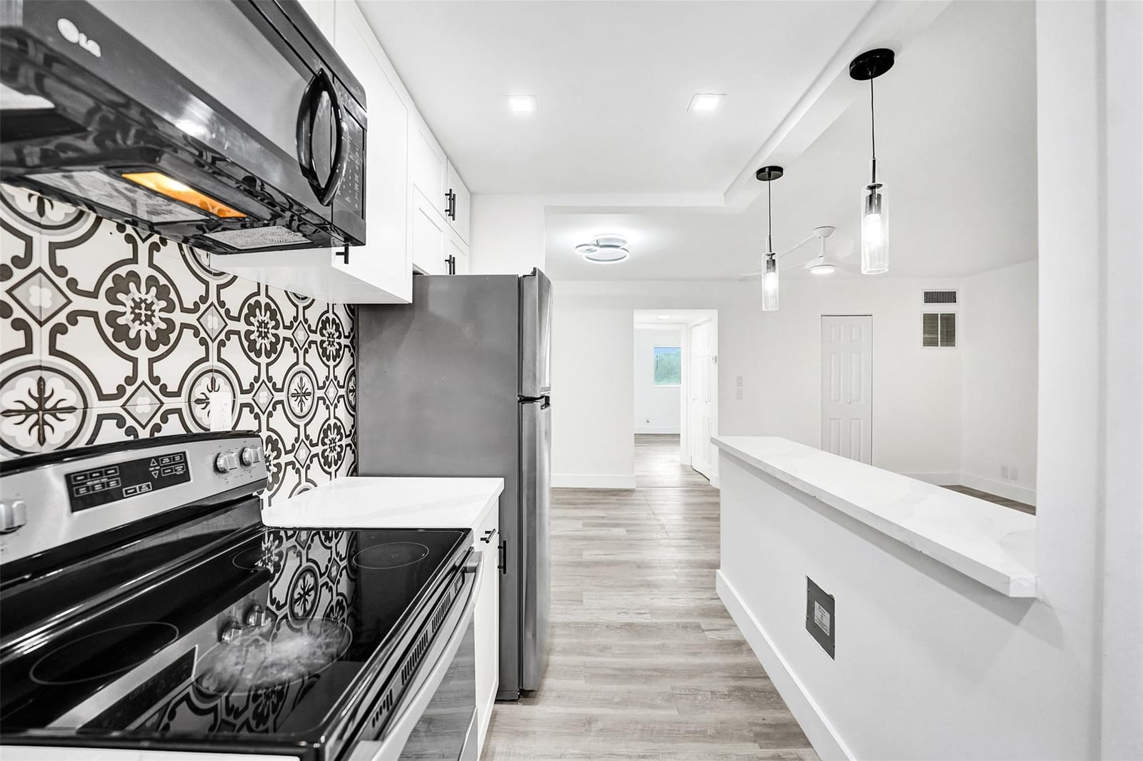 1425 Arthur Street 202A — photo 1
