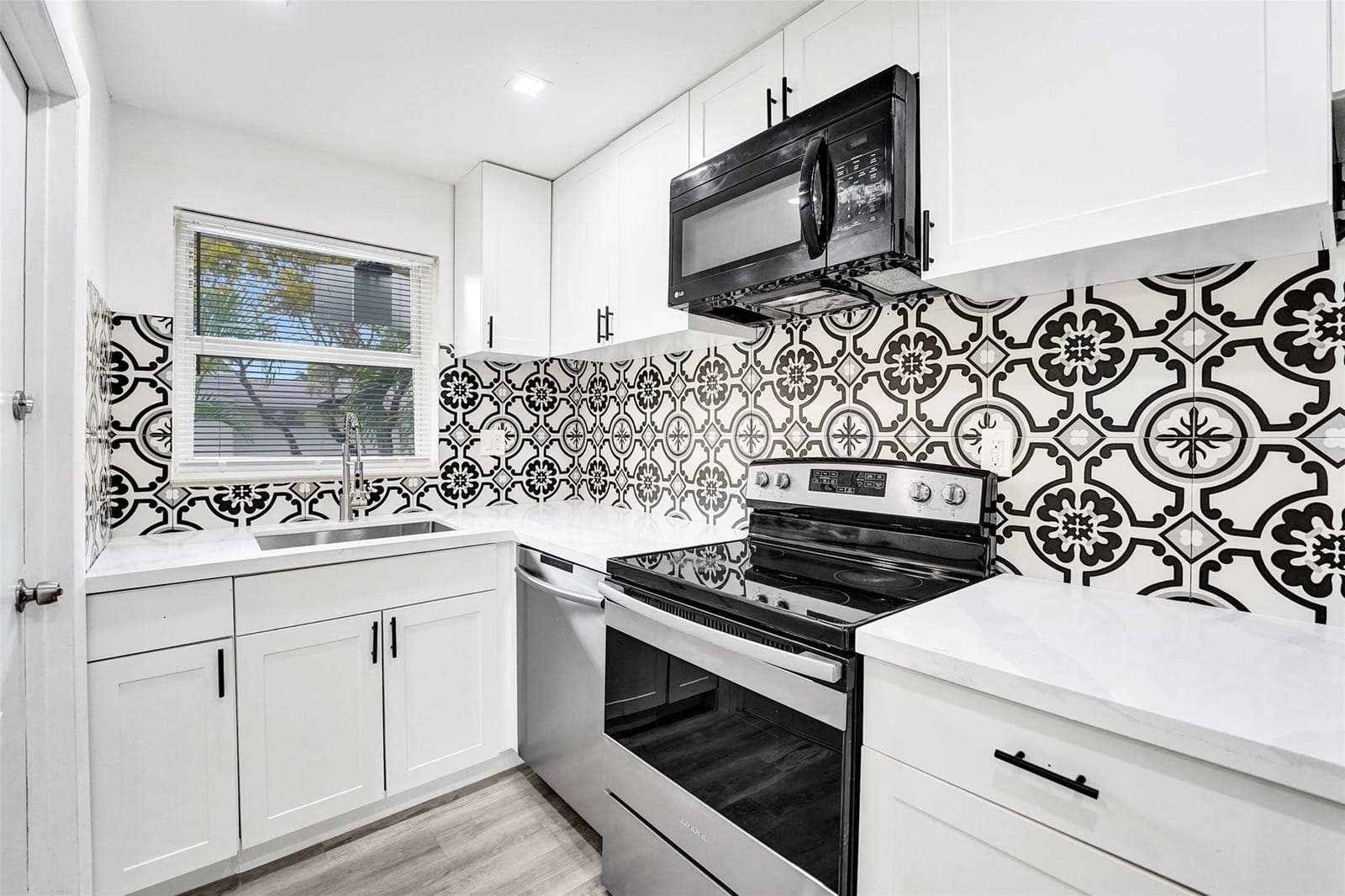 1425 Arthur Street 202A, Hollywood, FL 33020 photo 22