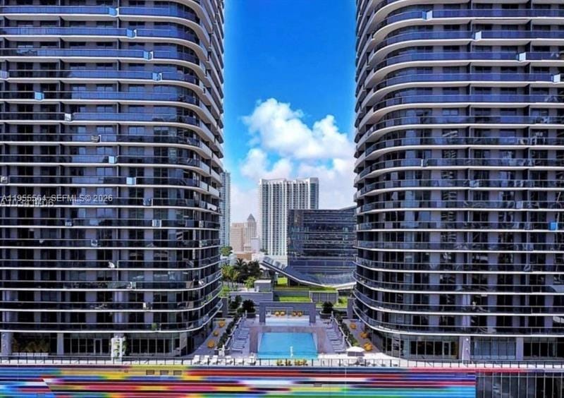 45 SW 9th Street 4606, Miami, FL 33130 photo 2