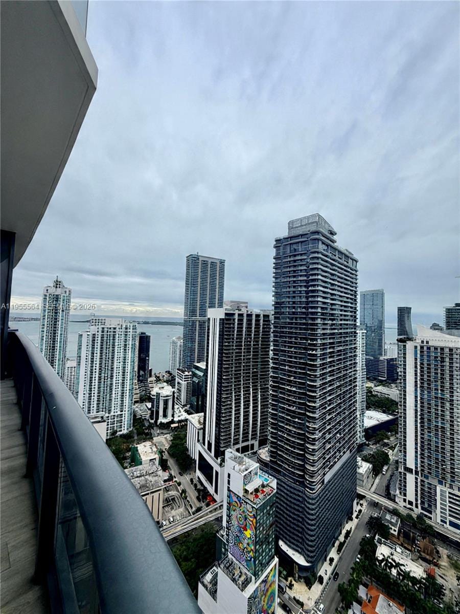 45 SW 9th Street 4606, Miami, FL 33130 photo 12